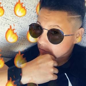 Meet your Posher, Lupe